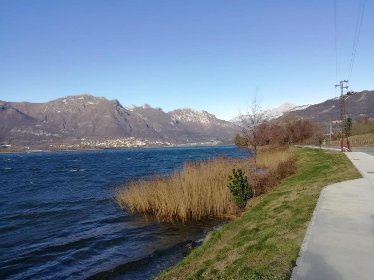La Poesia Del Lago Oggiono Bagian luar foto