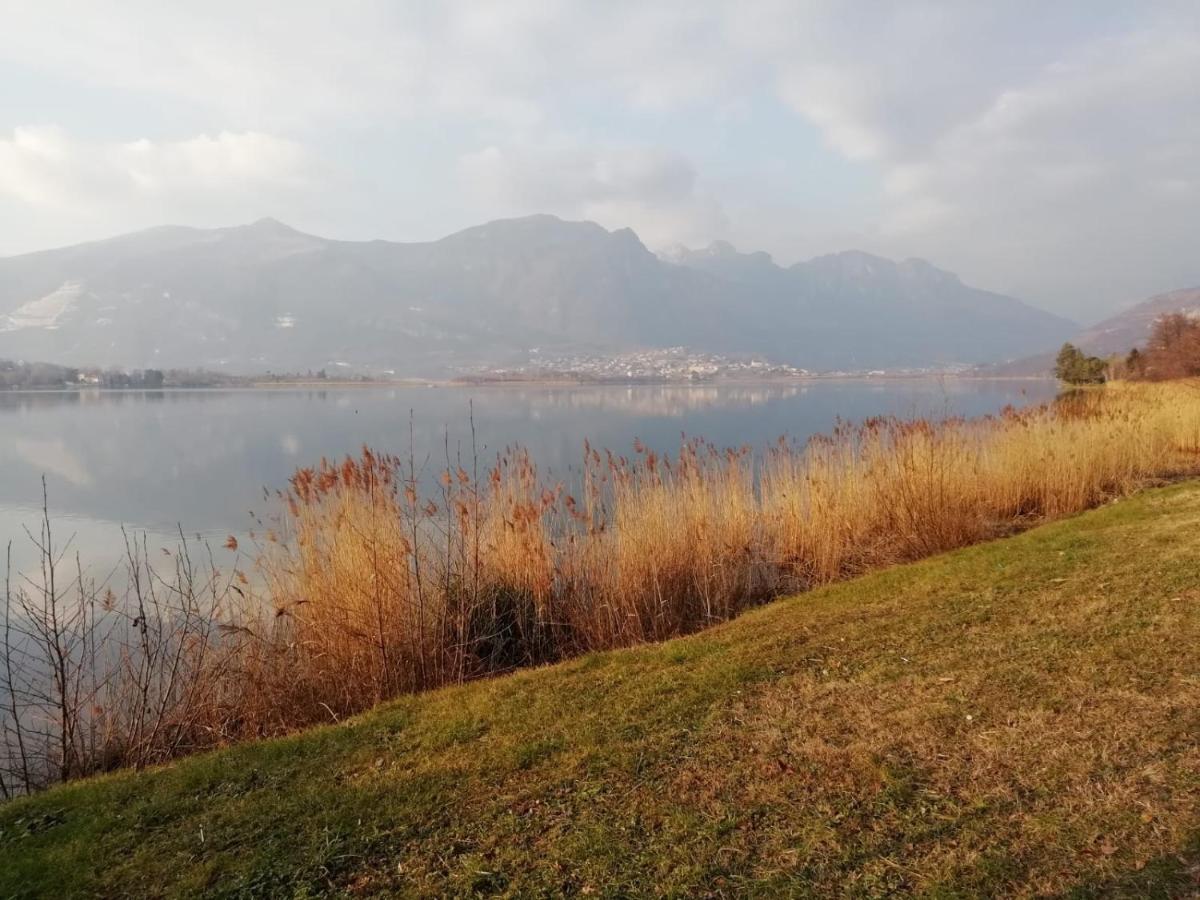 La Poesia Del Lago Oggiono Bagian luar foto